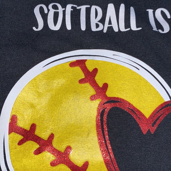 ‘Softball is My Valentine’ Youth Small T-Shirt EUC - Picture 5 of 5